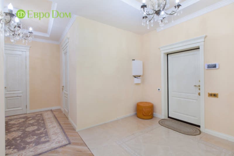 Ремонт трёхкомнатной квартиры. Интерьер в классическом стиле. Фото 09