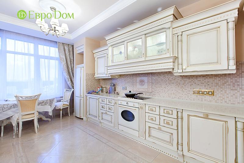 Ремонт трёхкомнатной квартиры. Интерьер в классическом стиле. Фото 012