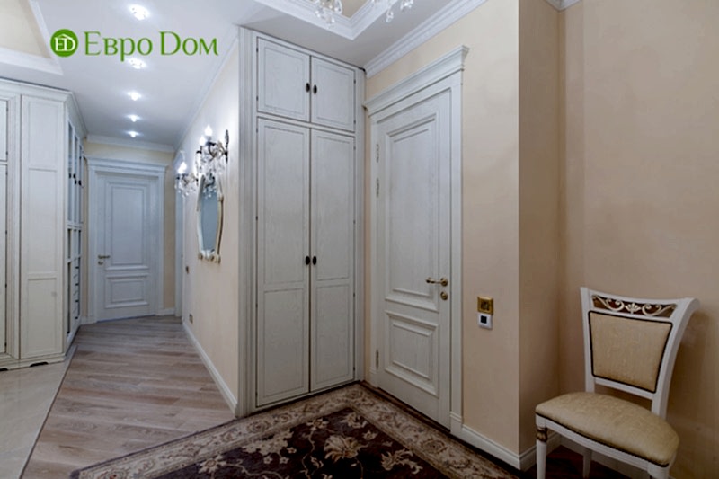 Ремонт трёхкомнатной квартиры. Интерьер в классическом стиле. Фото 017